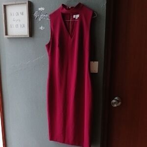 Calvin Klein Sleeveless Burgundy Midi Dress
